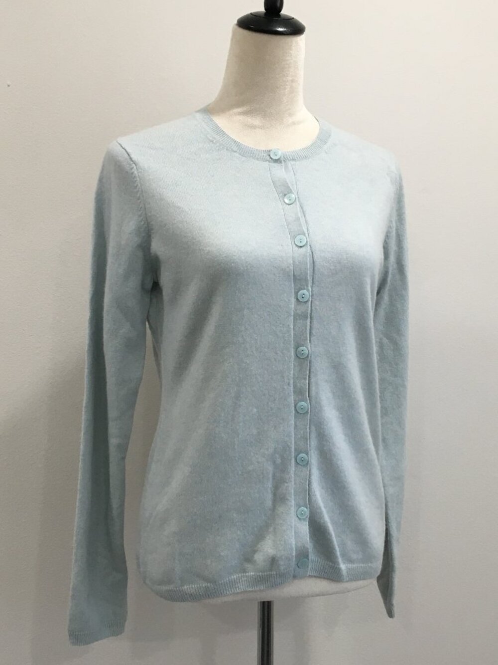 UNIQLO Blue 100% Cashmere Long Sleeve Knit Button Cardigan